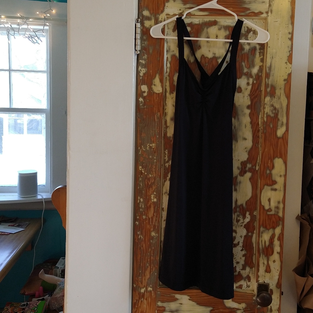Mountain Hardwear Machala Dress - Picture 2 of 8